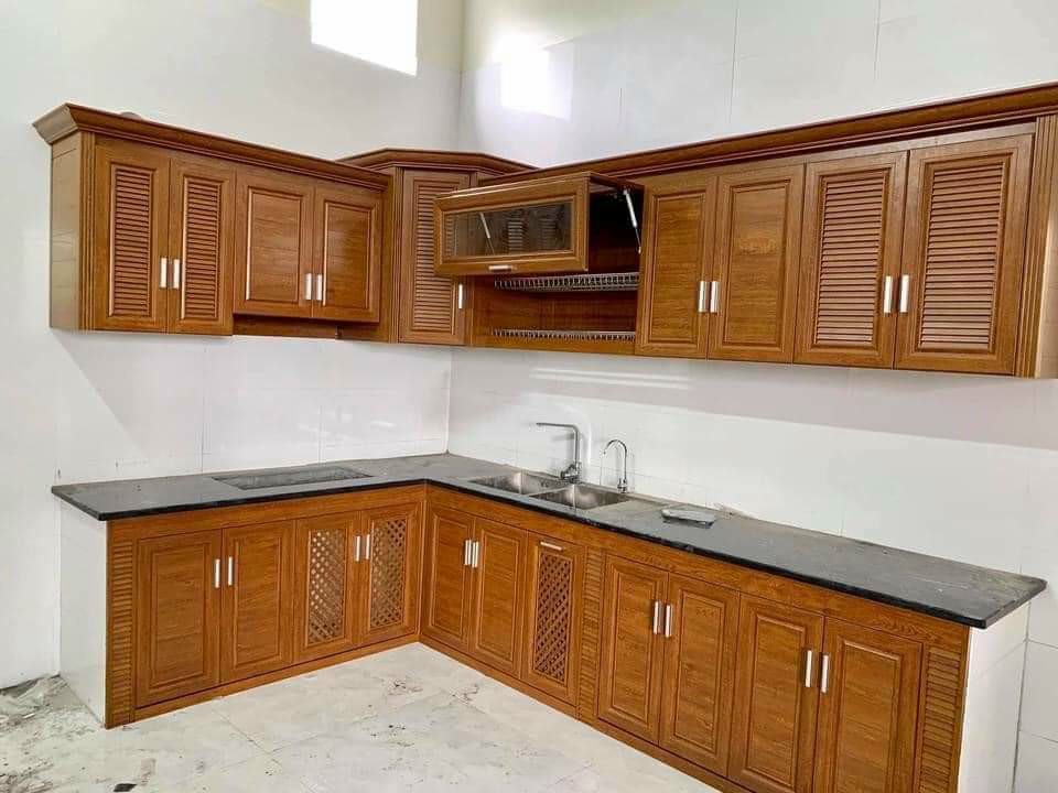 Làm tủ bếp nhôm kính tại châu pha